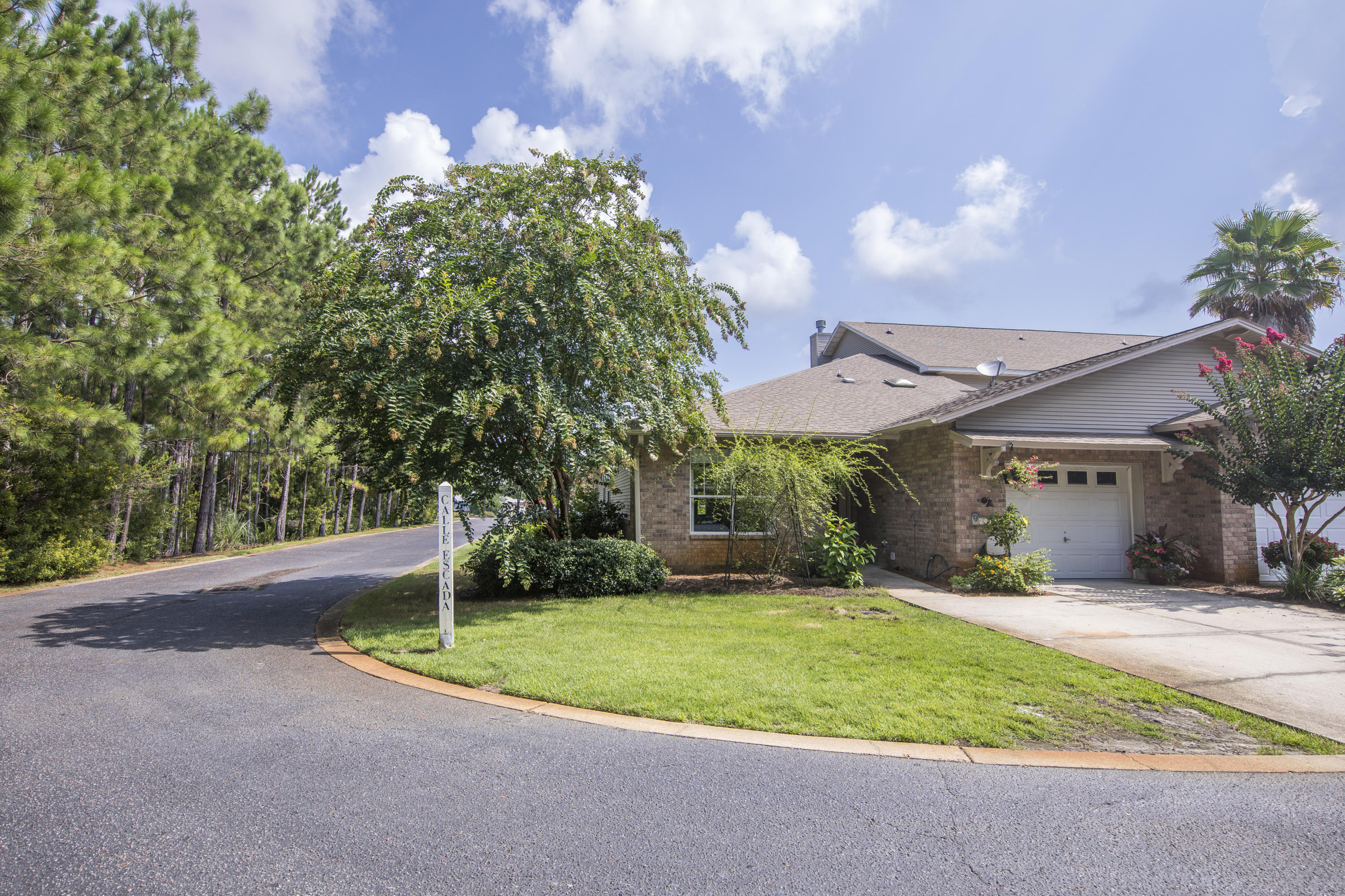 This one level, three bedroom/two bathroom Escada townhome unit is a perfect fit for any and all of your buyers. There are so few one level townhomes available in South Walton don't let your buyers miss out on this opportunity. This townhome has an open floor plan with a large great room that leads out to a screened in porch. The Escada neighborhood is a mixture of townhomes and single family homes that has many amenities such as a community pool, play area for children, and many great areas to stroll. The location is perfect for those wanting to live in South Walton close to the beach, schools, and a short drive to Sandestin.