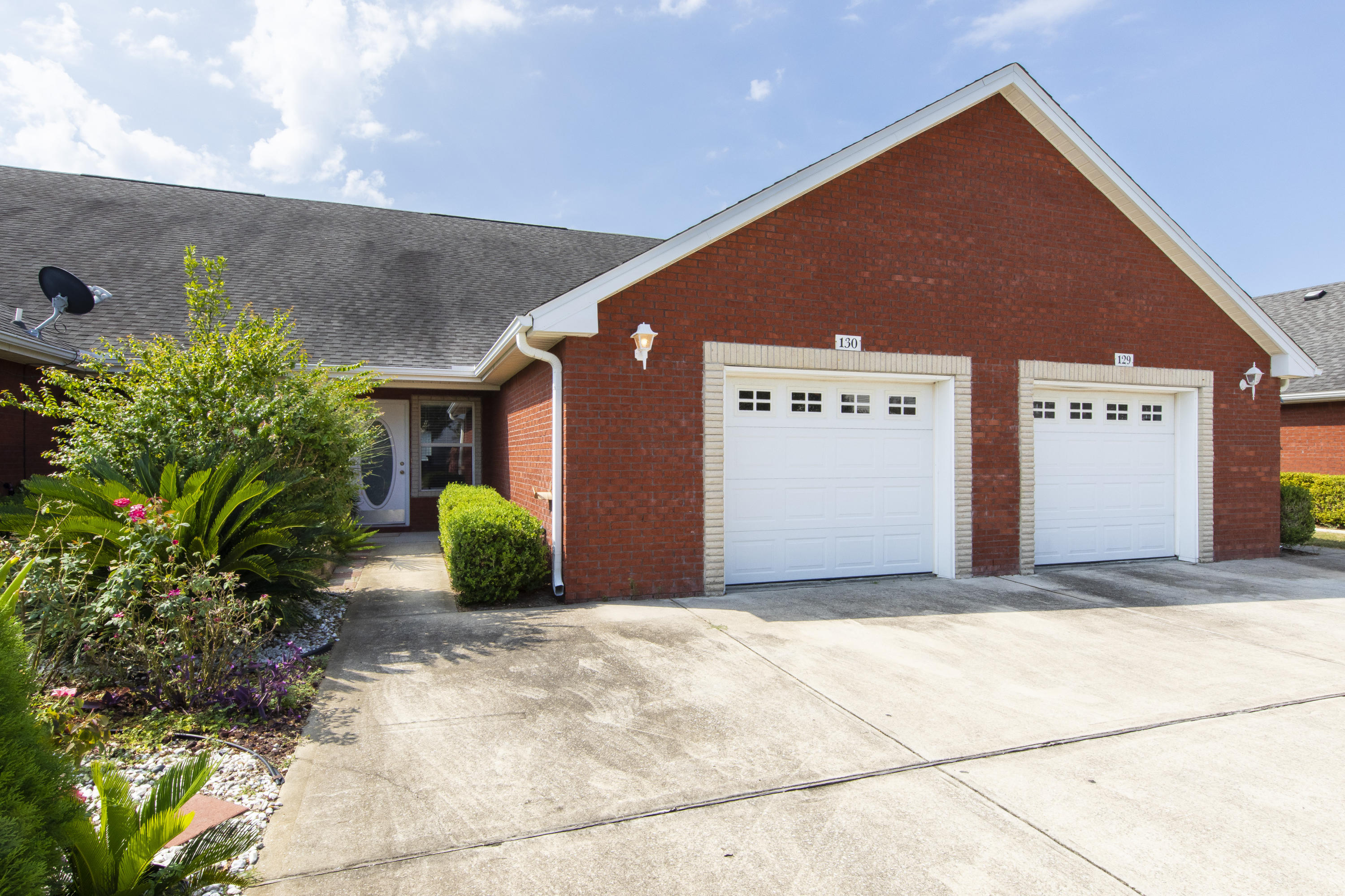 QUAIL LAKE - Residential