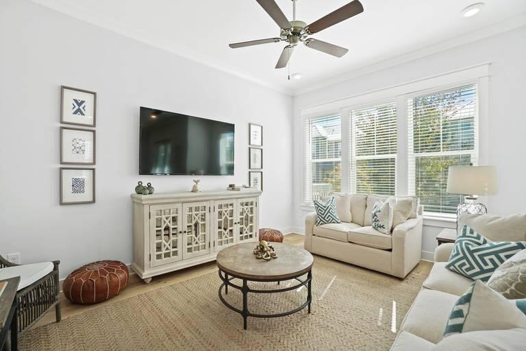 PROMINENCE NORTH - Residential Lease