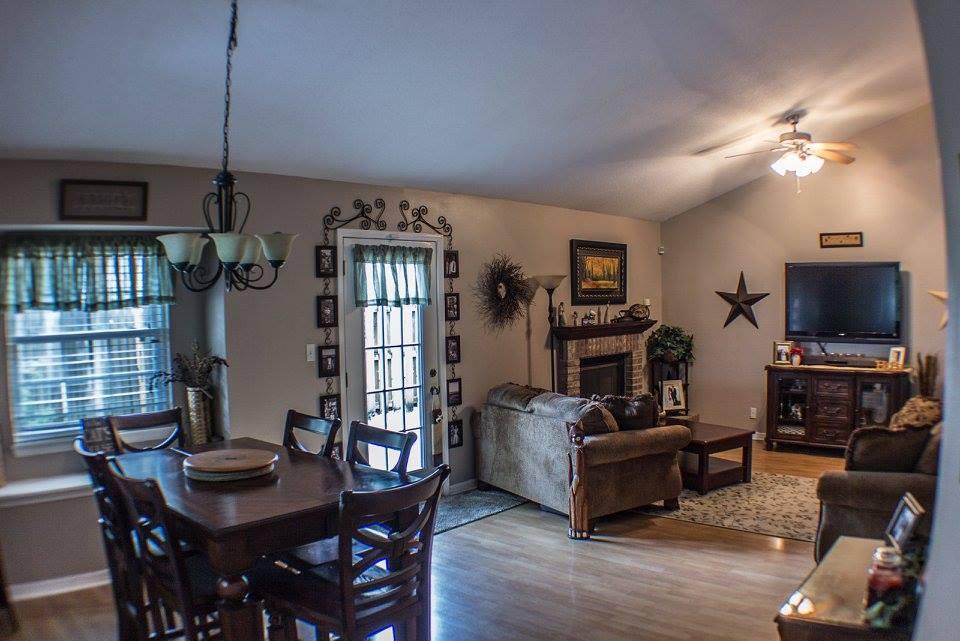 WOODLAND PARK ESTATES - Residential Lease