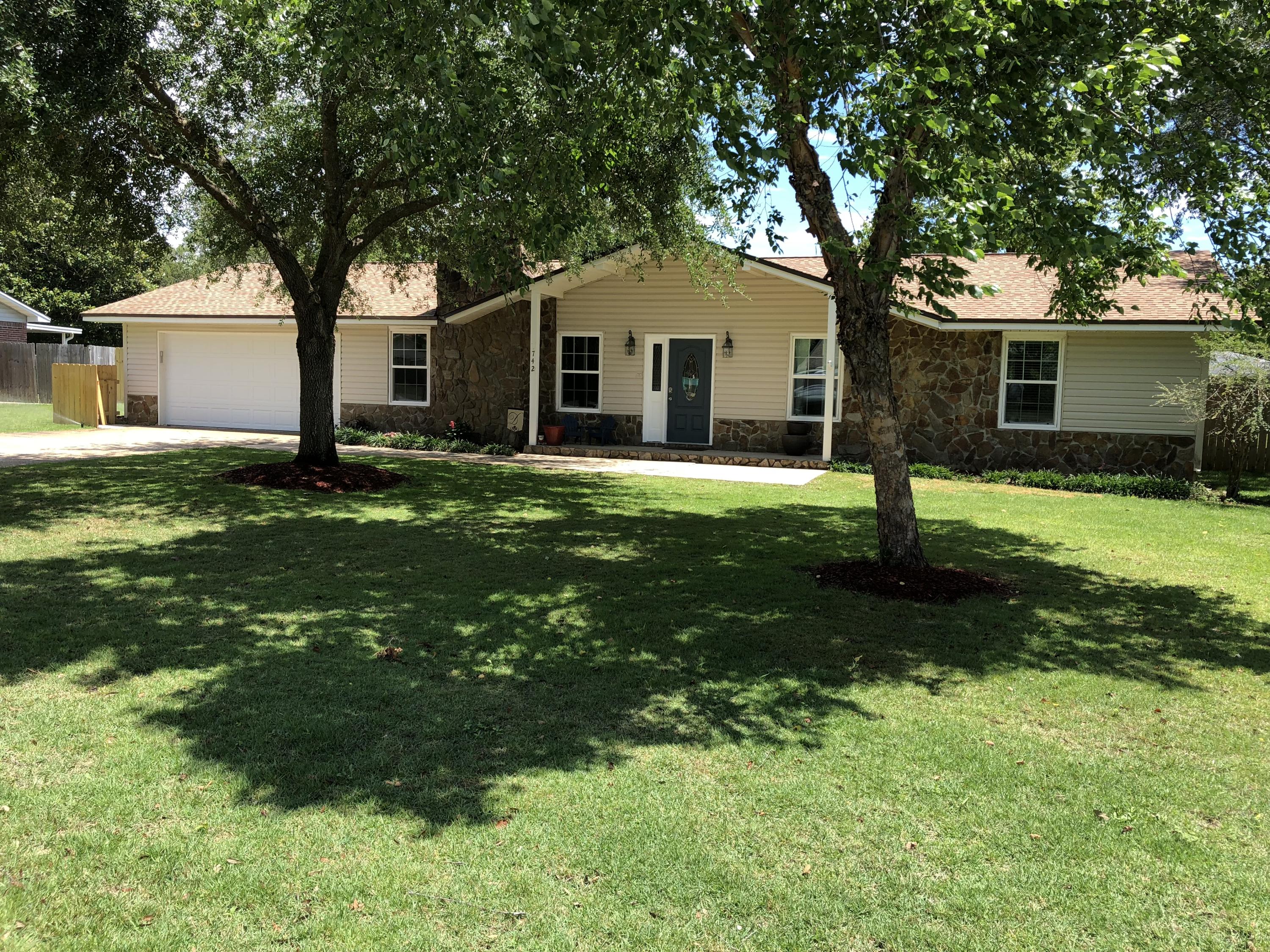 BLUEWATER BAY VILLAGE 1A - Residential Lease