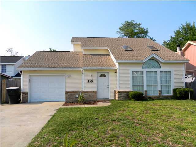 Great 3 bedroom 2 bath home in a cozy neighborhood conveniently located in the heart of Fort Walton Beach. This white picket fence house is perfect for relaxing evenings on the patio or entertaining in your fenced in back yard. Any size pet allowed. Call today to schedule to see this house that could be your home. It will not be available long. Available February 17, 2017.