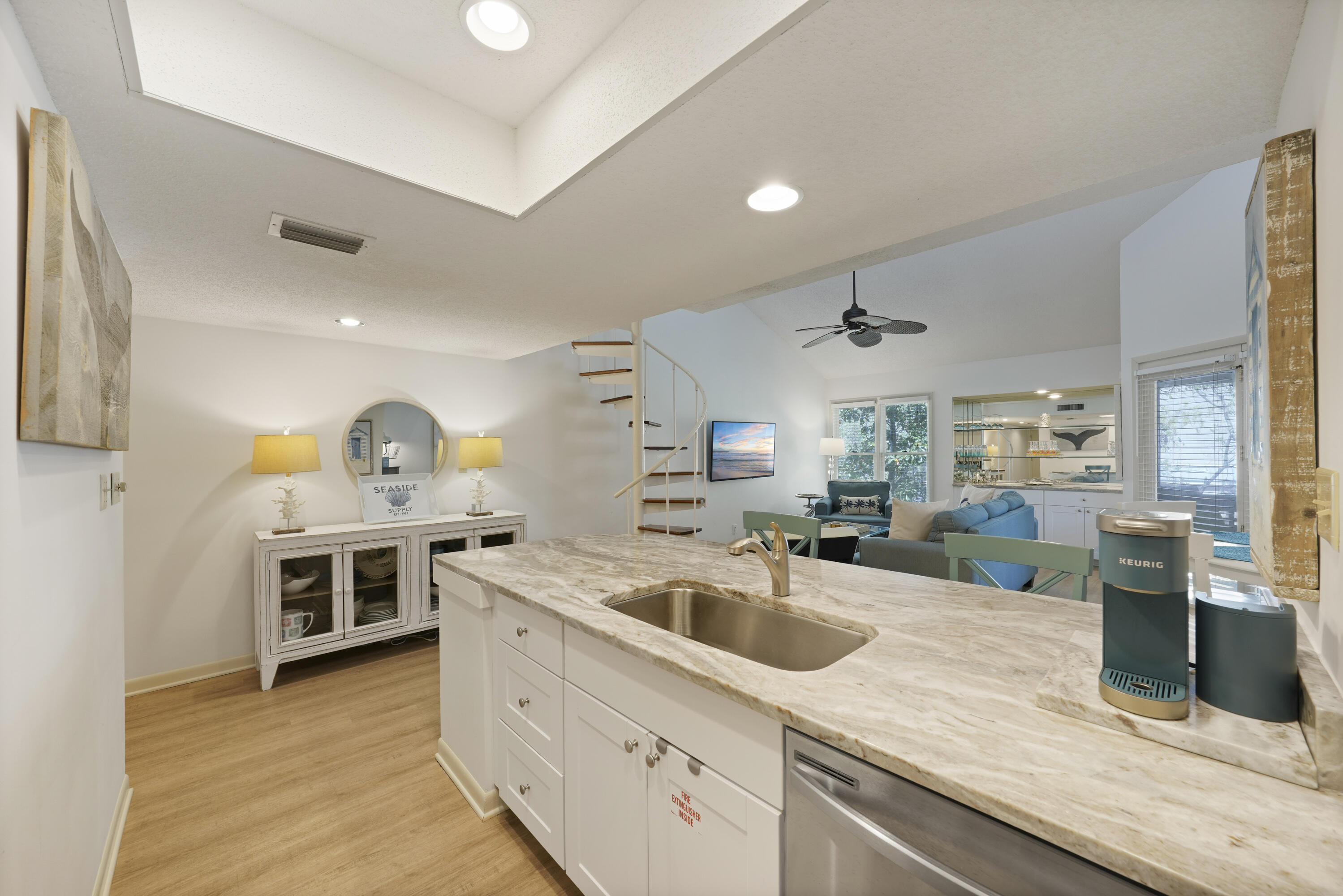 HIDDEN DUNES BEACH COTTAGES 1 - Residential
