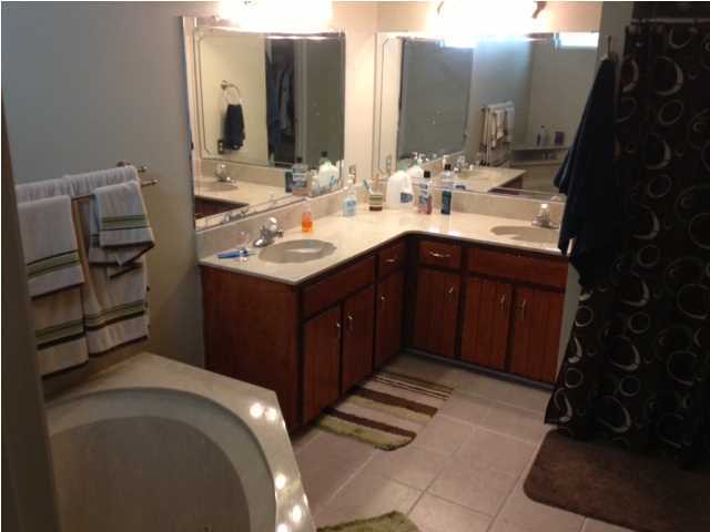 FAIRWOOD PH 1 - Residential Lease