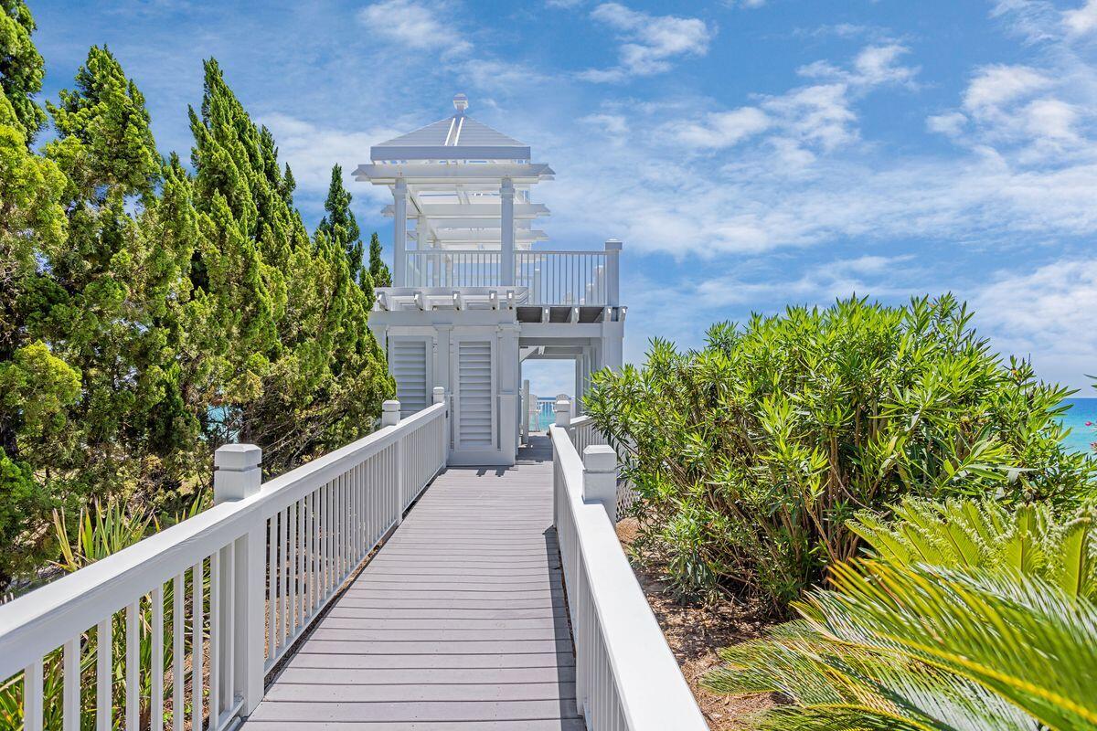 VILLAGE OF WHITE CLIFFS THE - Residential