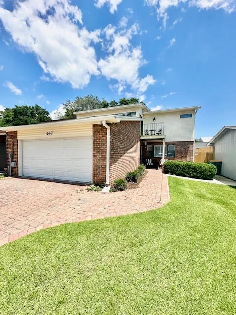 DONLABROOK GARDENS - Residential Lease