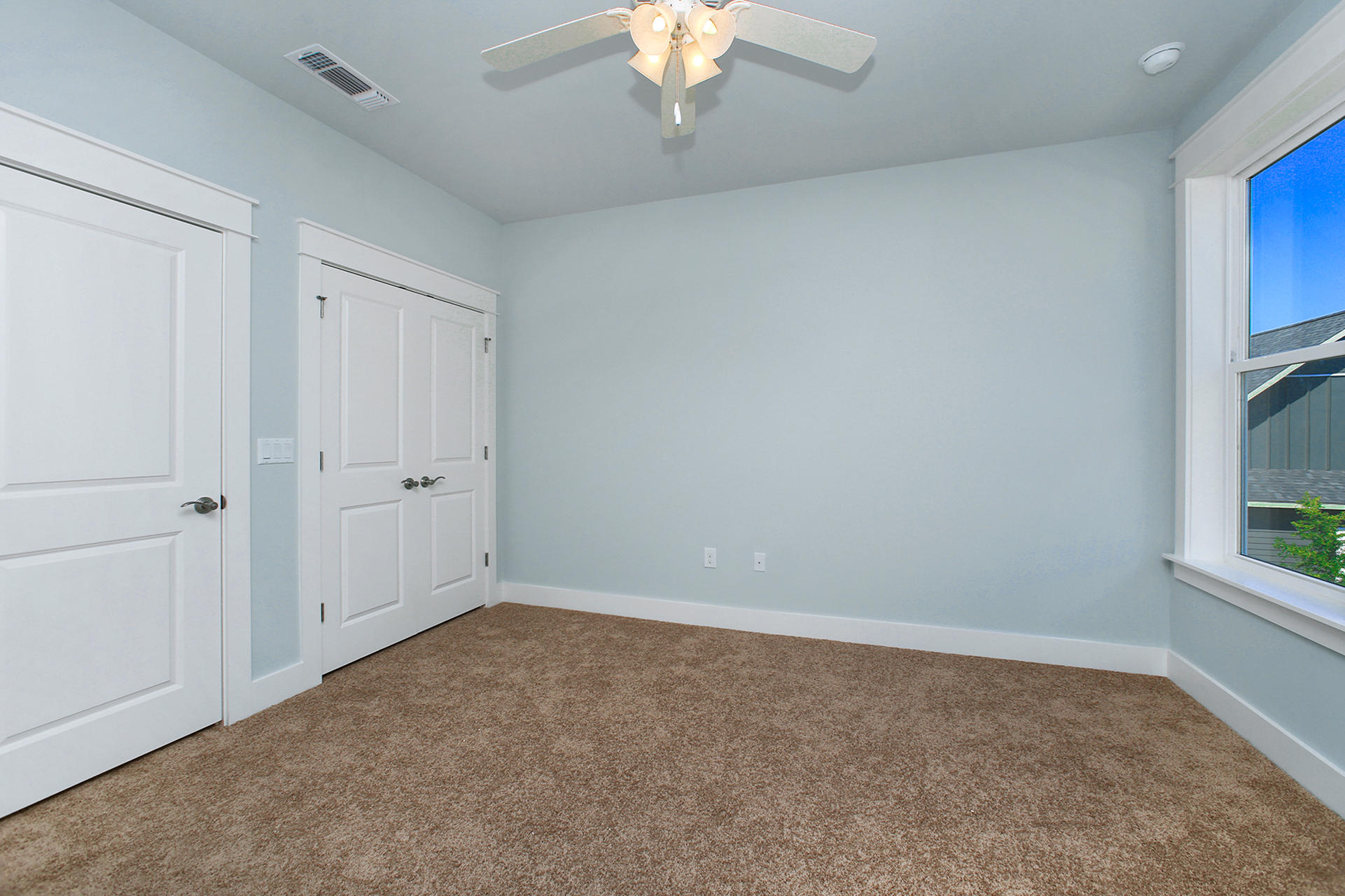 PARADISE COVE - Residential