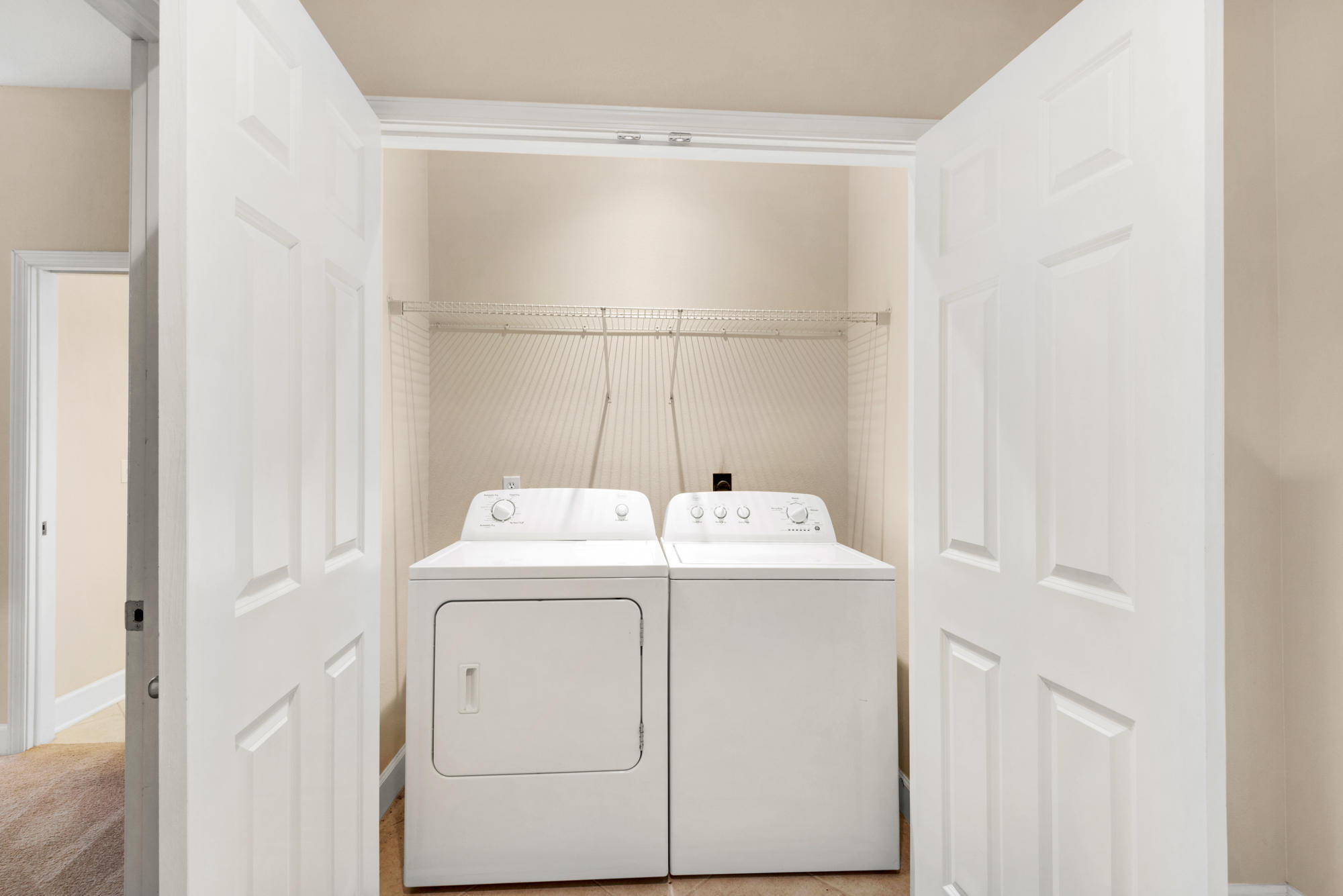 SHELL PARK CONDO - Residential Lease