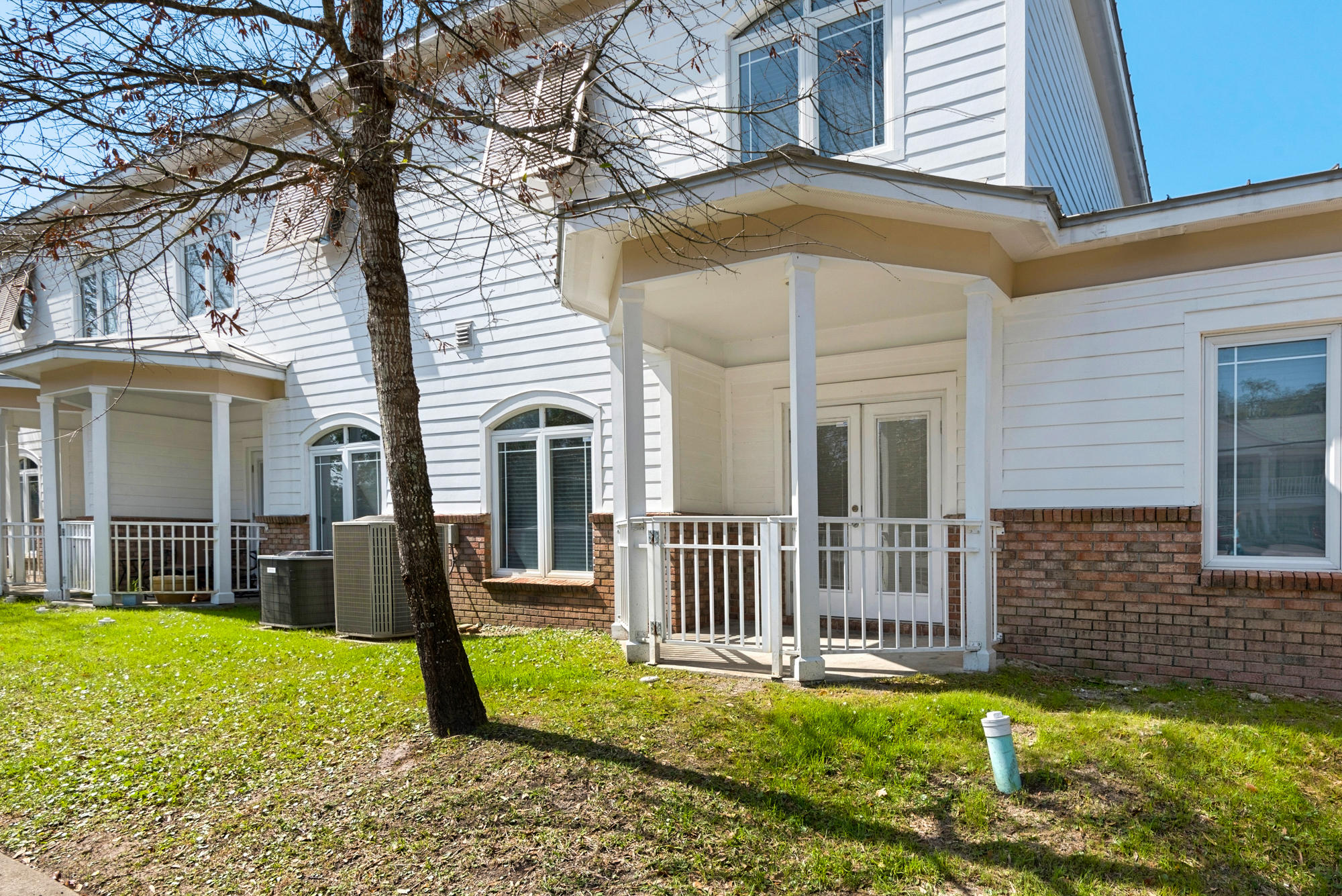 SHELL PARK CONDO - Residential Lease