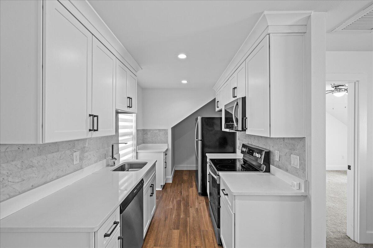 DRIFTWOOD ESTATES - Residential
