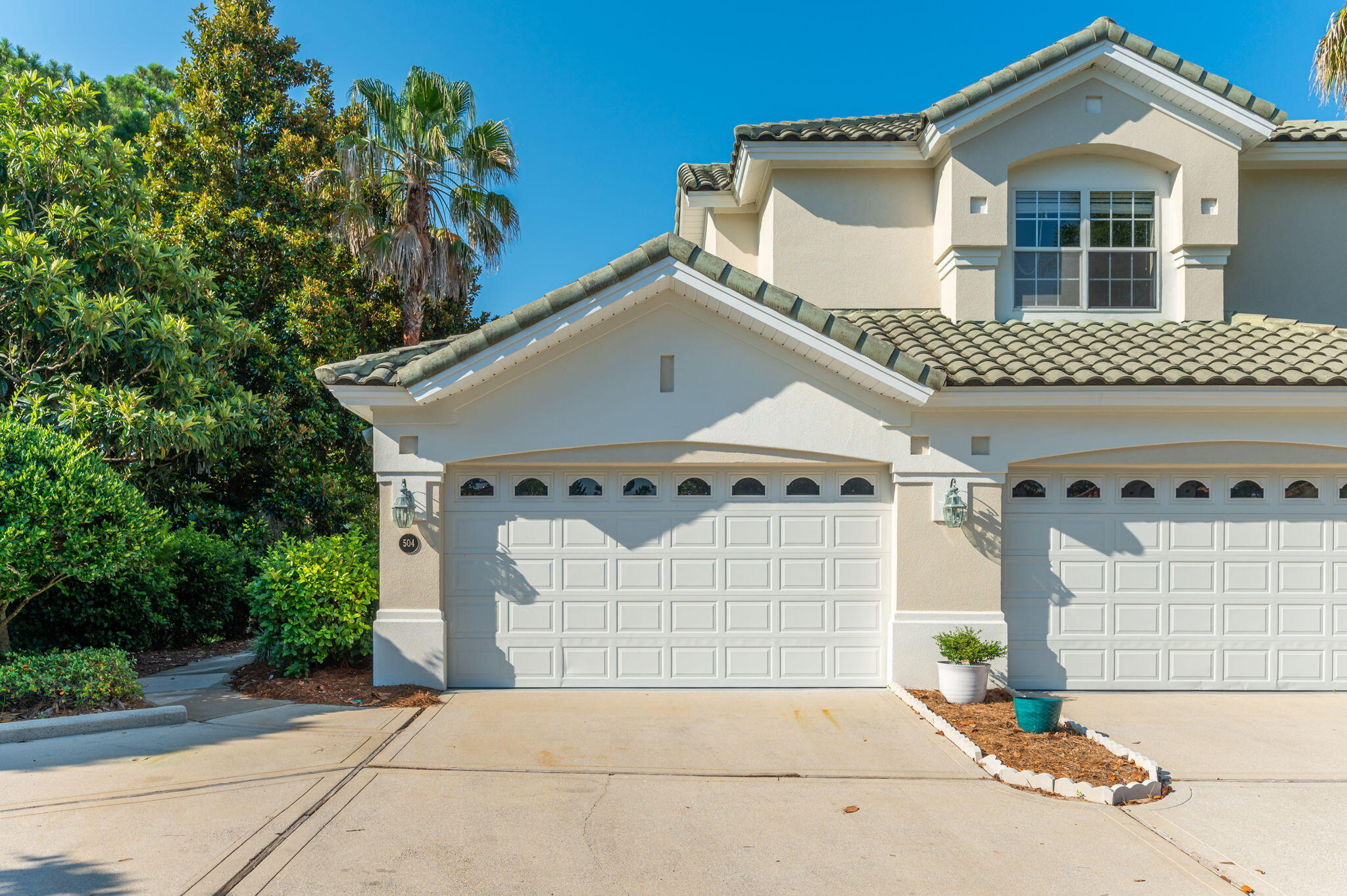 Don't miss your chance to rent in Regatta Bay!! This gorgeous townhouse offers a luxurious living space in an ideal location with access to ALL that Destin has to offer! Regatta Bay boasts a long list of amenities to enjoy; a community swimming pool (and kiddie pool), pickleball courts, playground, and clubhouse are just a few. The award winning golf course is your backdrop to enjoy Florida sunsets from the upstairs balcony. Inside you'll be greeted with a mix of hardwood in the primary bedroom, tile, and newer carpeted floors in two bedrooms. A large kitchen with granite countertops and stainless steel appliances are sure to entice any chef in the family. 2 master suites with attached bathrooms create a living space sure to fit your needs. All living areas are on the second floor. Washer & Dryer hookups in laundry room. An oversized 2-car garage is located on the first floor. This townhouse is a MUST see! Contact us today to schedule your showing!!
