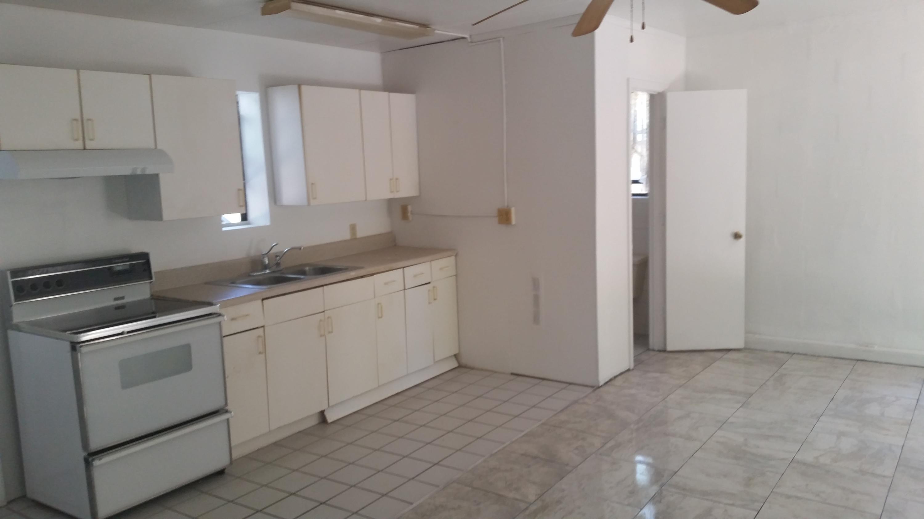 METES & BOUNDS - Residential Lease