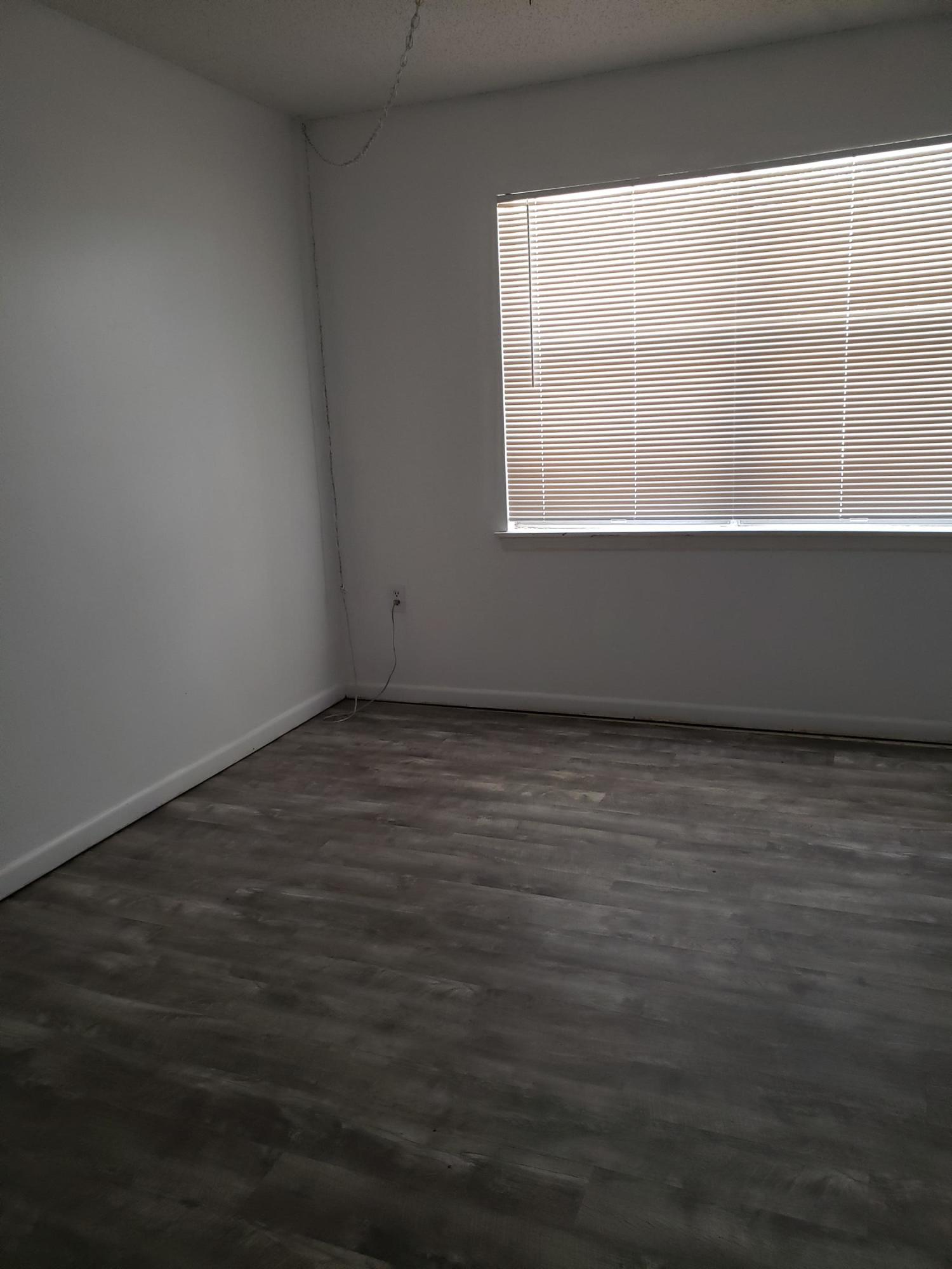 FAIR OAKS VILLAGE CONDO - Residential Lease