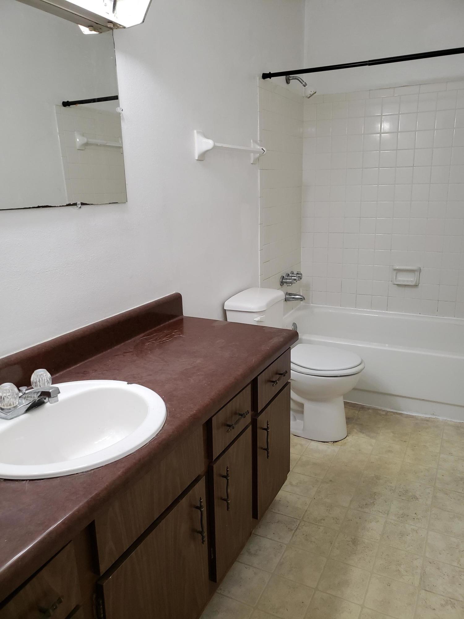 FAIR OAKS VILLAGE CONDO - Residential Lease