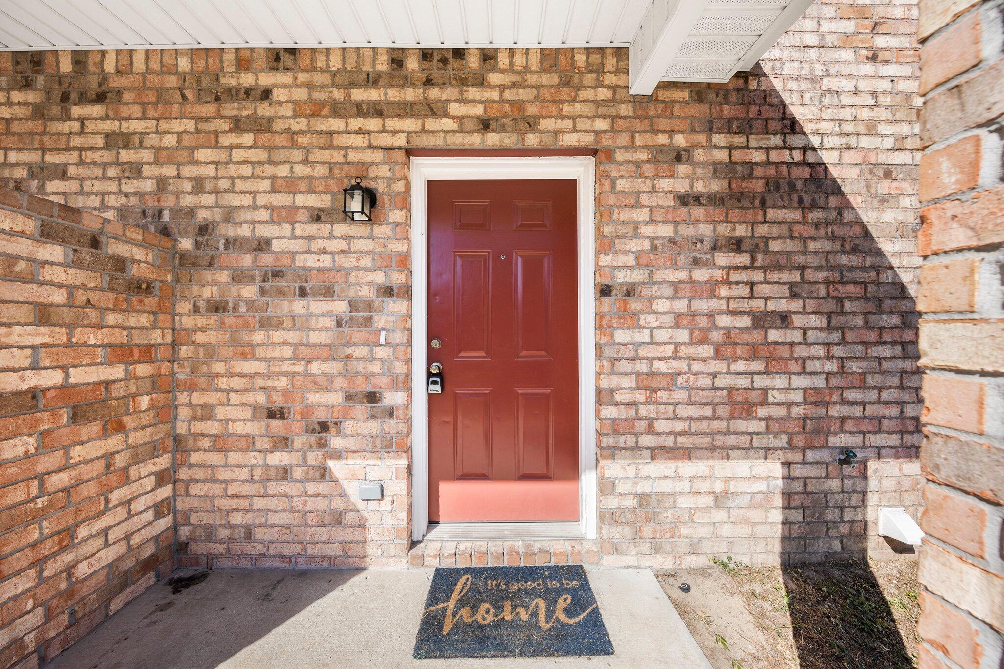 Miranda Apartments - Residential Lease