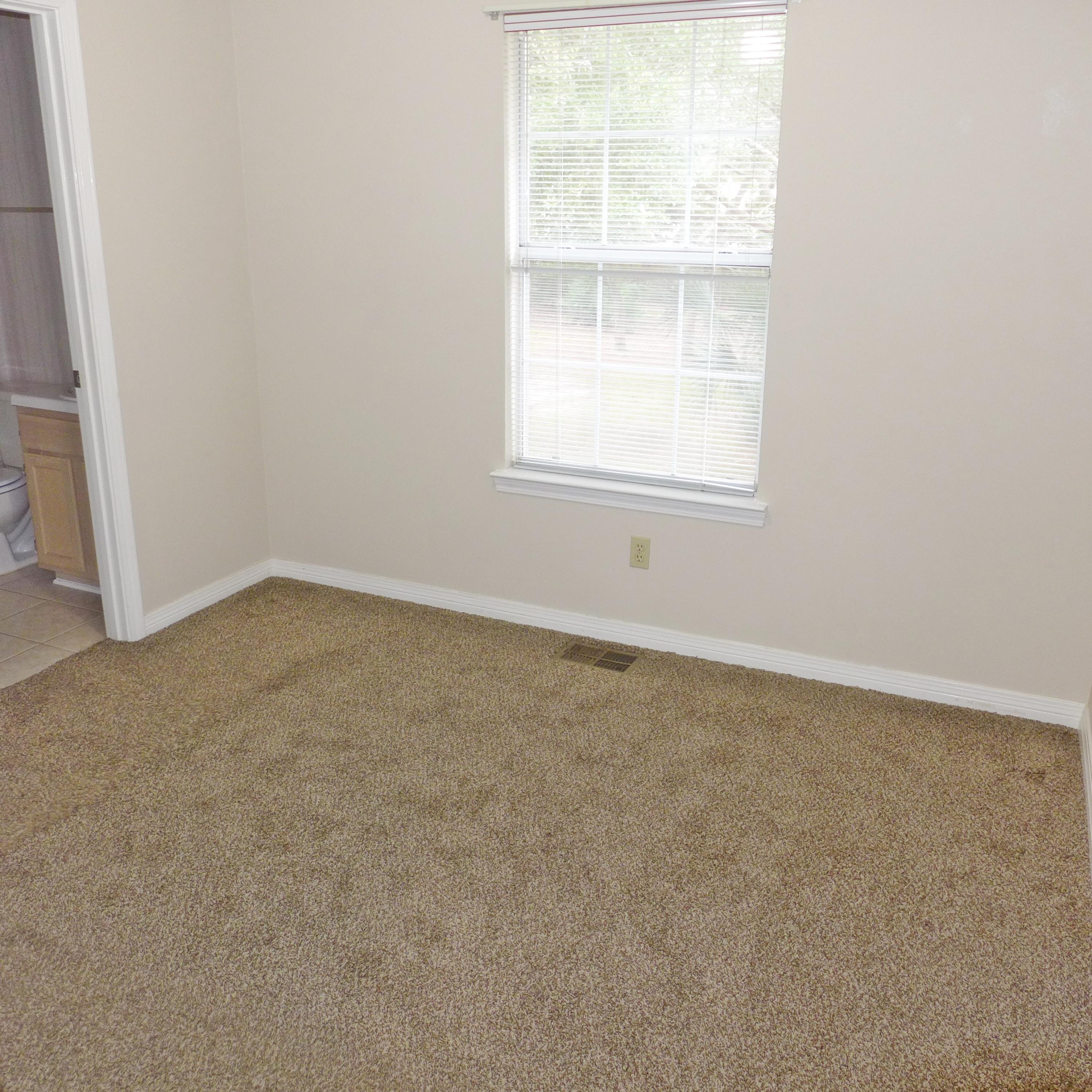 FALCON RIDGE - Residential Lease