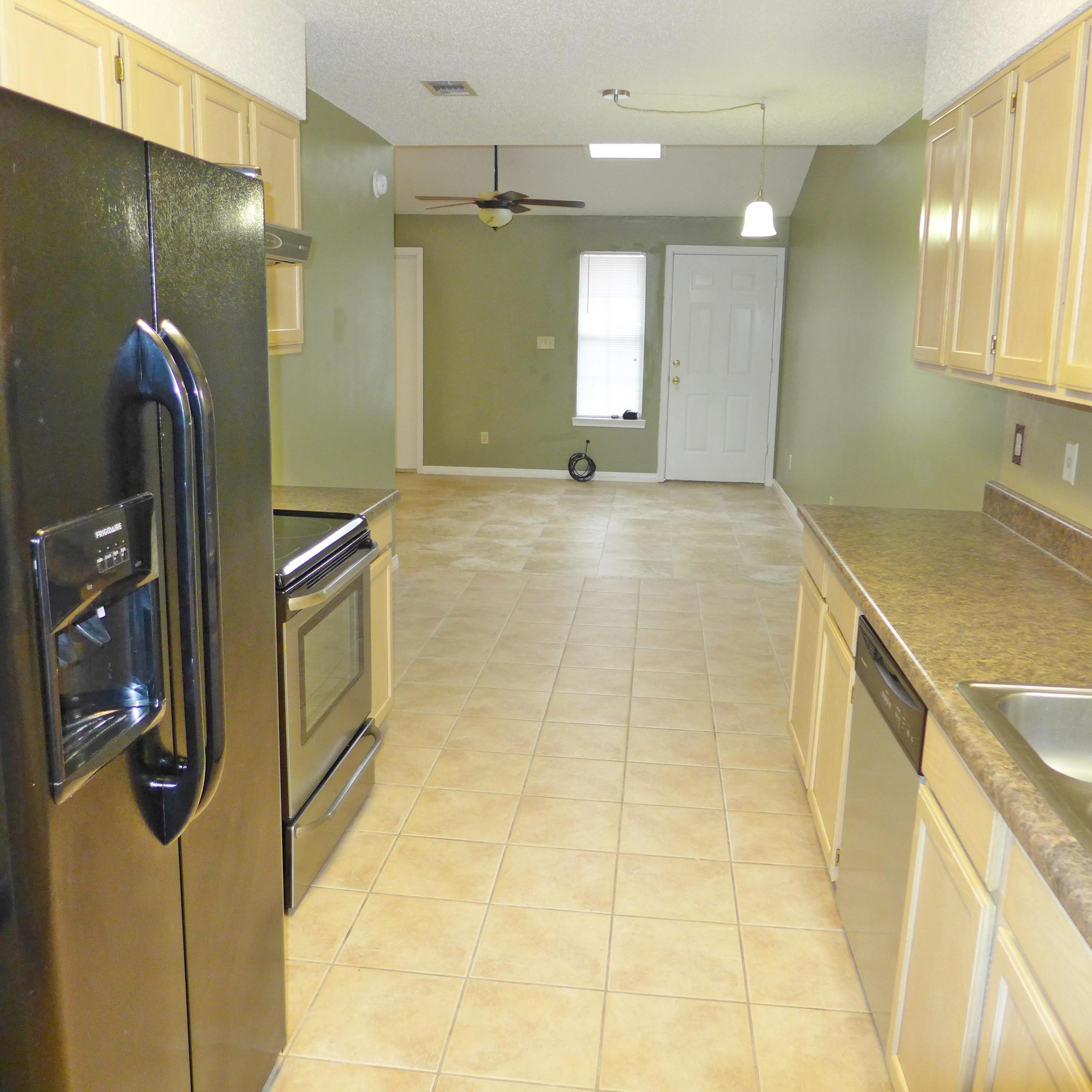 FALCON RIDGE - Residential Lease