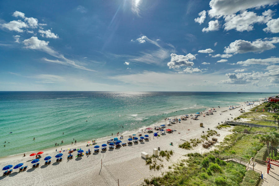 MAJESTIC BEACH TOWERS I - Residential