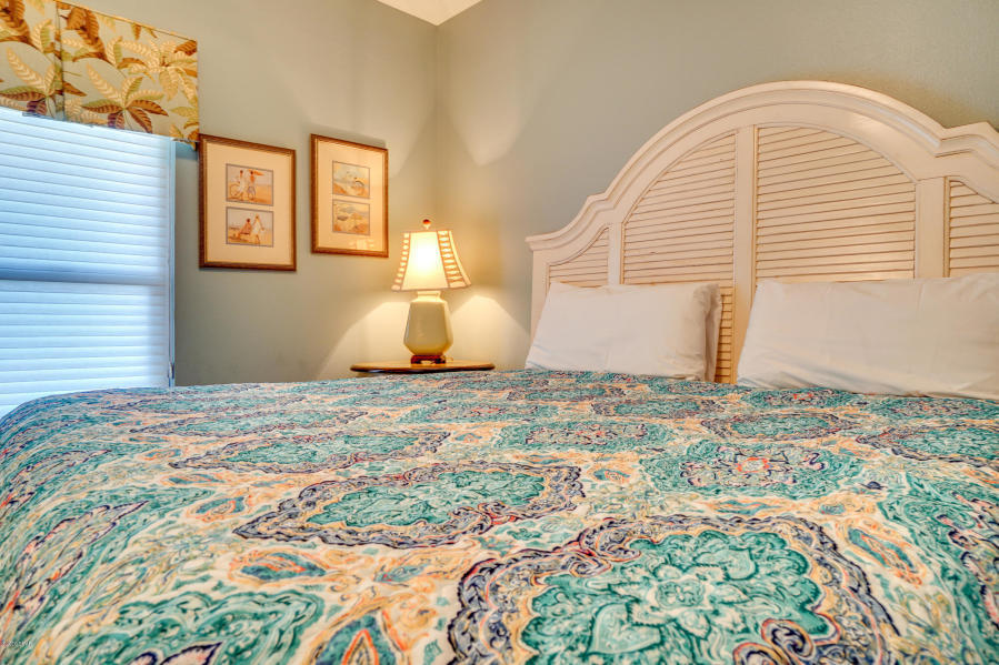 MAJESTIC BEACH TOWERS I - Residential