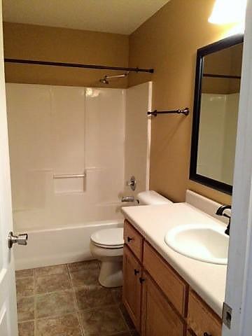 FOX VALLEY - Residential Lease