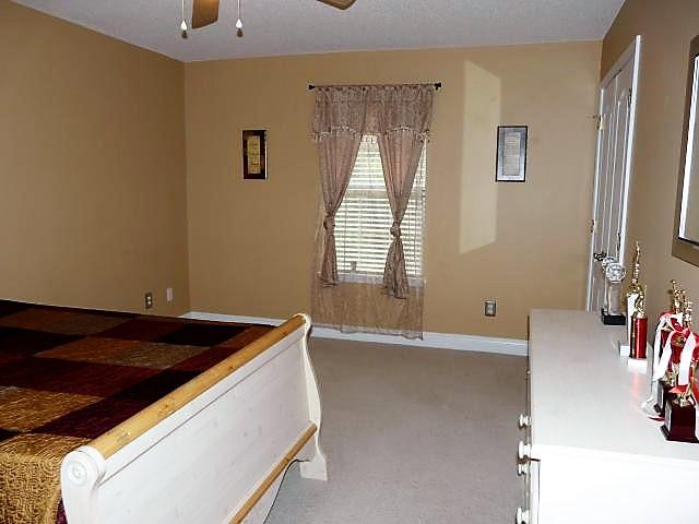 FOX VALLEY - Residential Lease