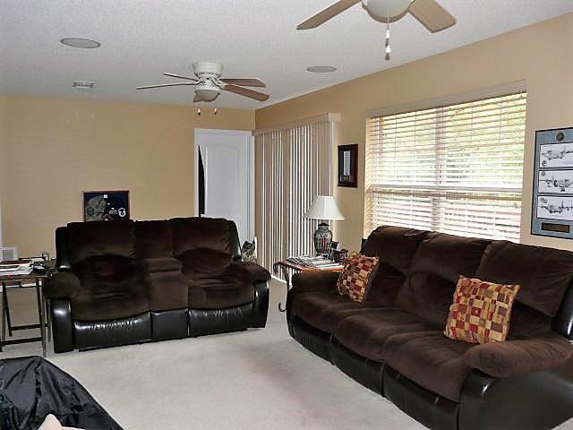 FOX VALLEY - Residential Lease