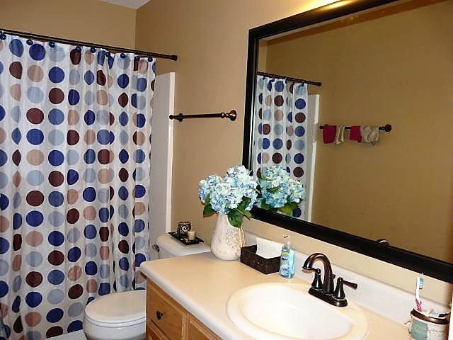 FOX VALLEY - Residential Lease