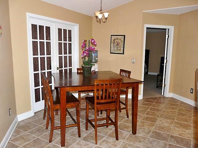FOX VALLEY - Residential Lease