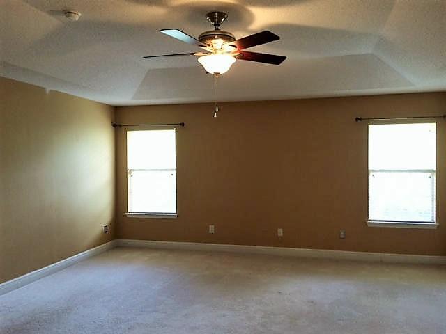 FOX VALLEY - Residential Lease