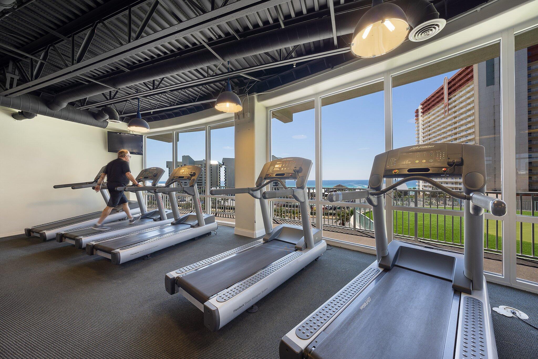 LAKETOWN WHARF PHASE II - Residential