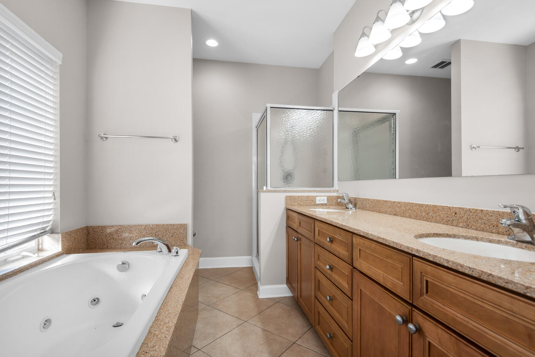 SHELL PARK CONDO - Residential Lease