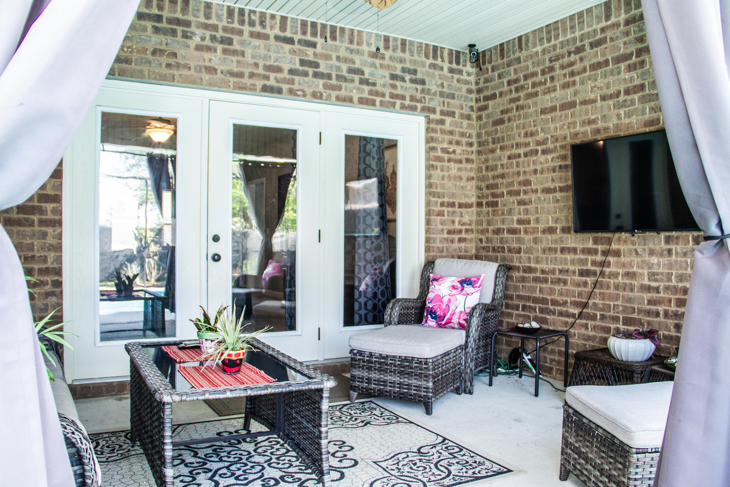 CHANAN ESTATES - Residential Lease