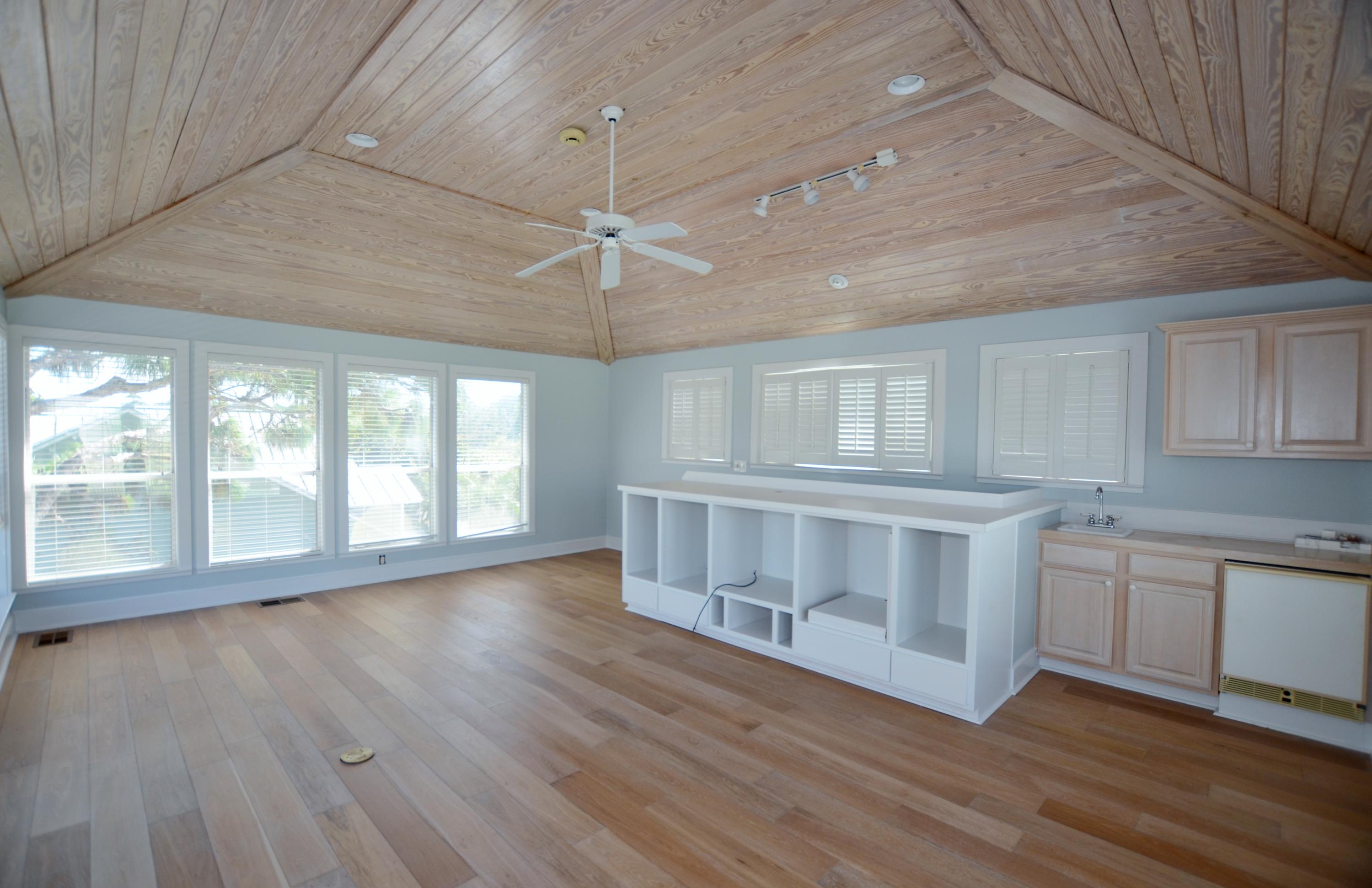 CRYSTAL LAKE AT SANDESTIN - Residential Lease