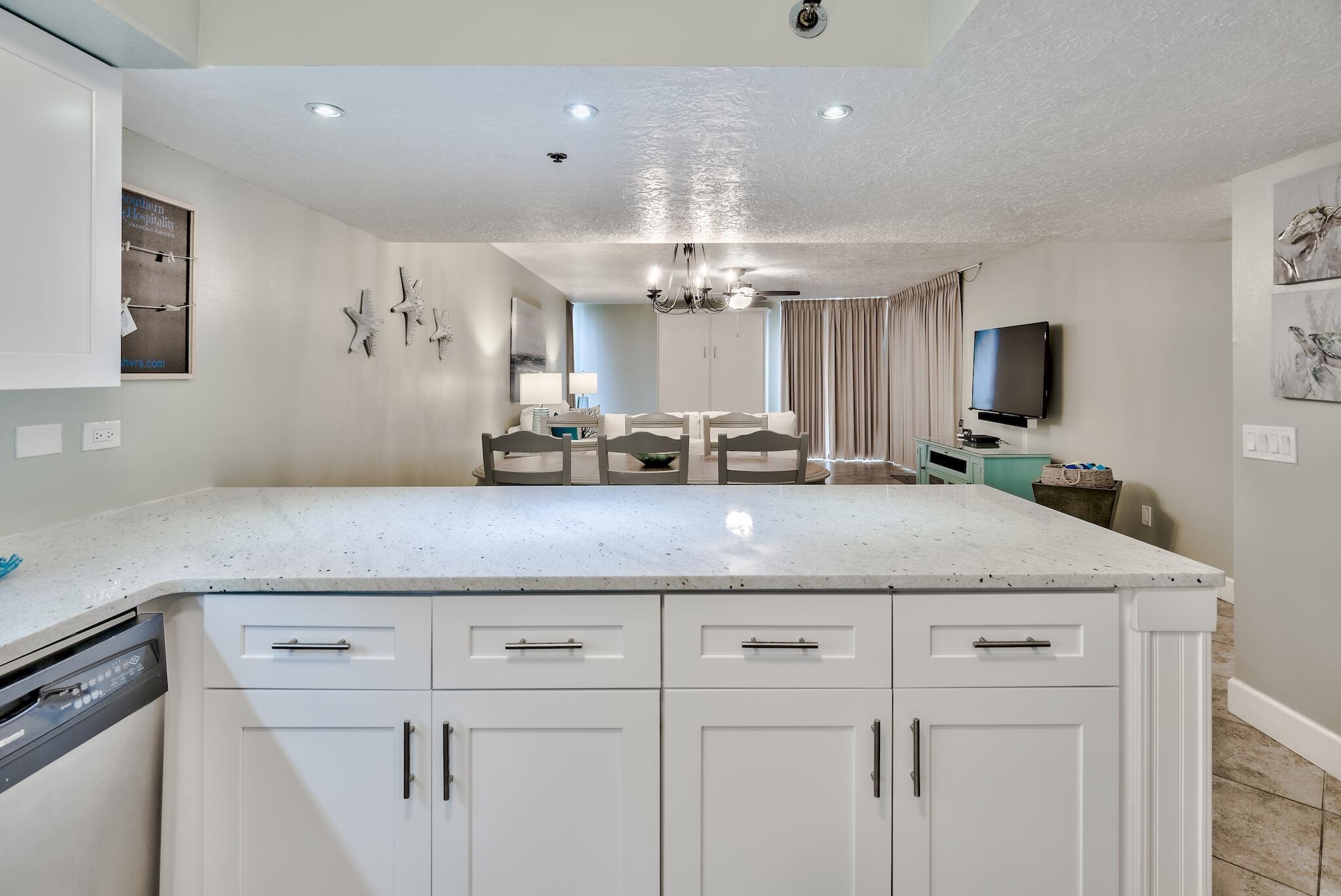 MAINSAIL CONDO PH 5 - Residential