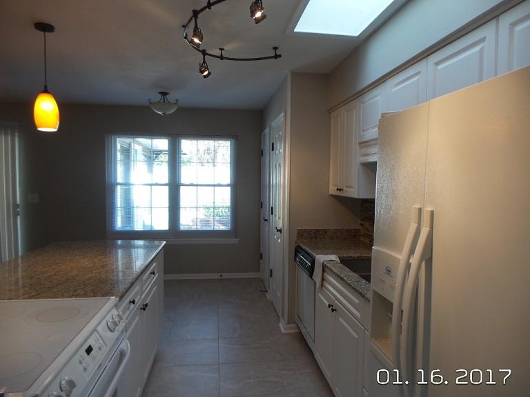 PORT DIXIE - Residential Lease