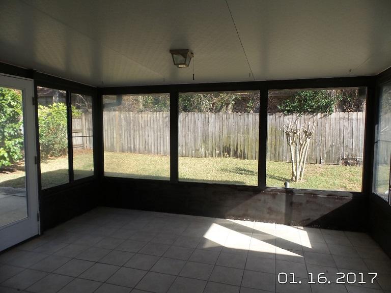 PORT DIXIE - Residential Lease