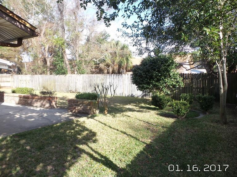 PORT DIXIE - Residential Lease