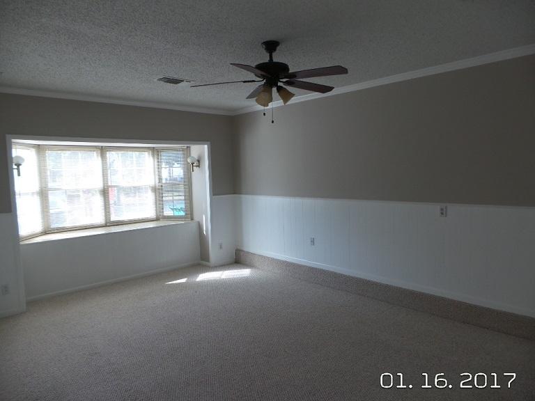 PORT DIXIE - Residential Lease