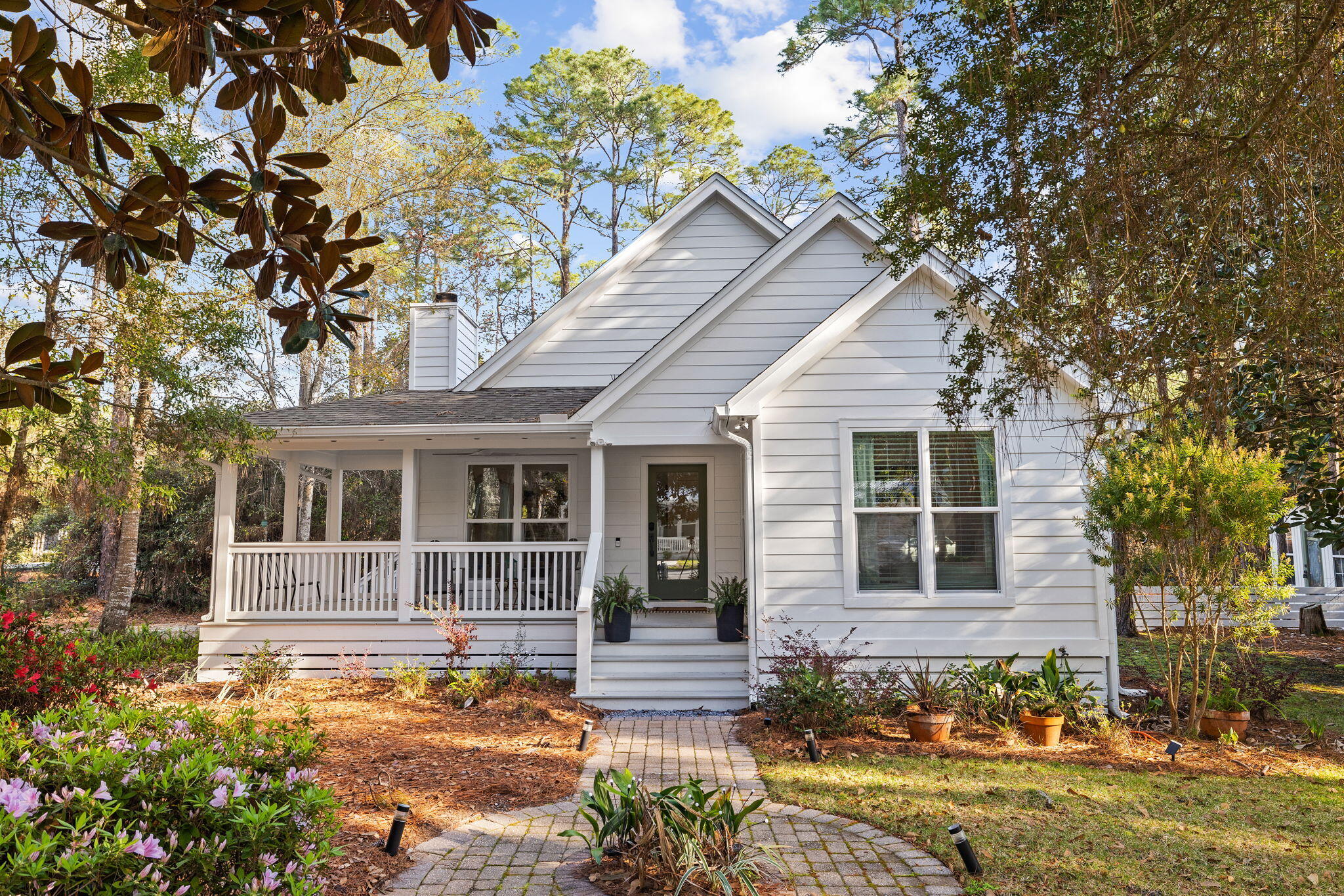 MAGNOLIA BEACH - Residential