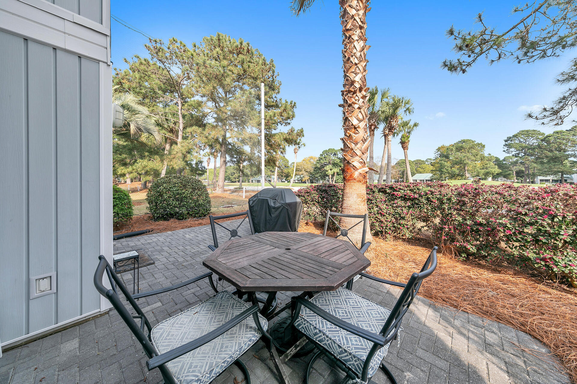 SANDPIPER VILLAGE CONDO - Residential