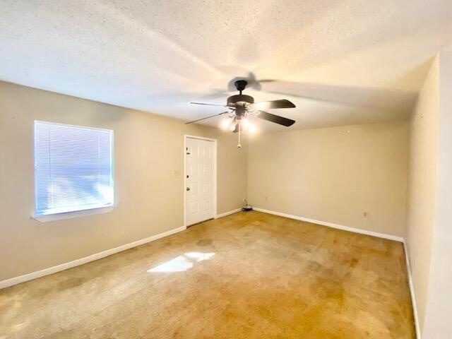 Available November 14th!! Pets Considered with Owner Approval!

Welcome to our beautiful apartment located in the charming town of Niceville, FL. This spacious 2-bedroom, 1-bathroom apartment is perfect for those seeking a comfortable and convenient living space. As you step inside, you'll be greeted by a generous living room, providing ample space for relaxation and entertainment. The kitchen boasts plenty of cabinet space, allowing you to easily store and organize your culinary essentials. The bathroom features a convenient tub/shower combo, providing a relaxing oasis after a long day. Both bedrooms offer ample space for your personal belongings and a peaceful retreat for a good night's sleep. With the added convenience of an indoor laundry area, you can easily take care of your aundry needs without leaving the comfort of your home. Step outside onto the back deck, where you can enjoy the fresh air and soak up the sunshine.

Obligo: ***Cut the Upfront Costs  Move In Without a Security Deposit!***
We've partnered with Obligo to help qualified renters save money when it matters most.

*All pets are registered via pet screening, and all assistance animals are verified through the same screening process.**

**Carpet cleaning (if applicable) & Admin Fee charged **

Tenant to verify all data. Please contact Sound Choice Real Estate to schedule a showing- 850-389-8533.

***Approval is based on several factors as follows***
- Rental History and Verification
- Employment History and Verification
- Credit History
- Criminal Background & Terrorist Database Check
- Pet Verification