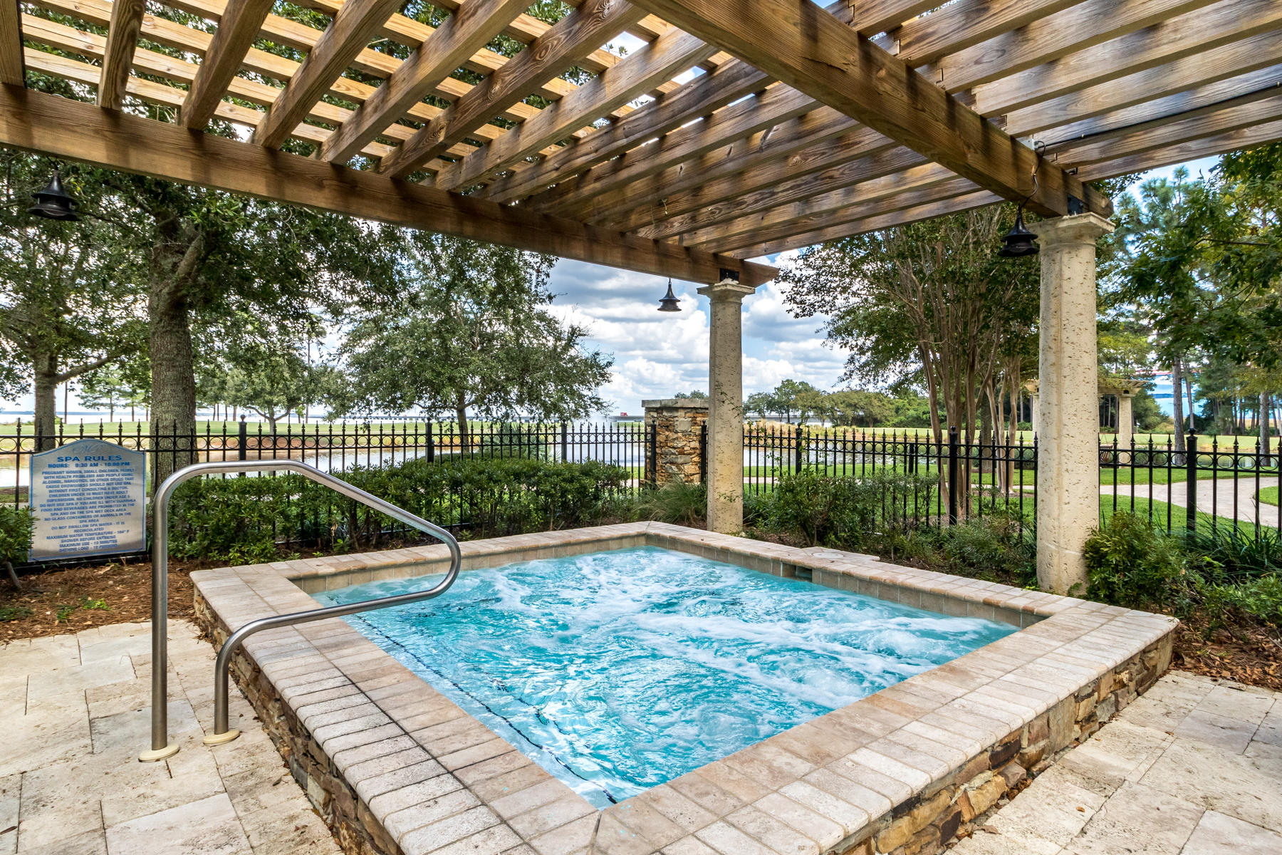 ONE WATER PLACE - Residential
