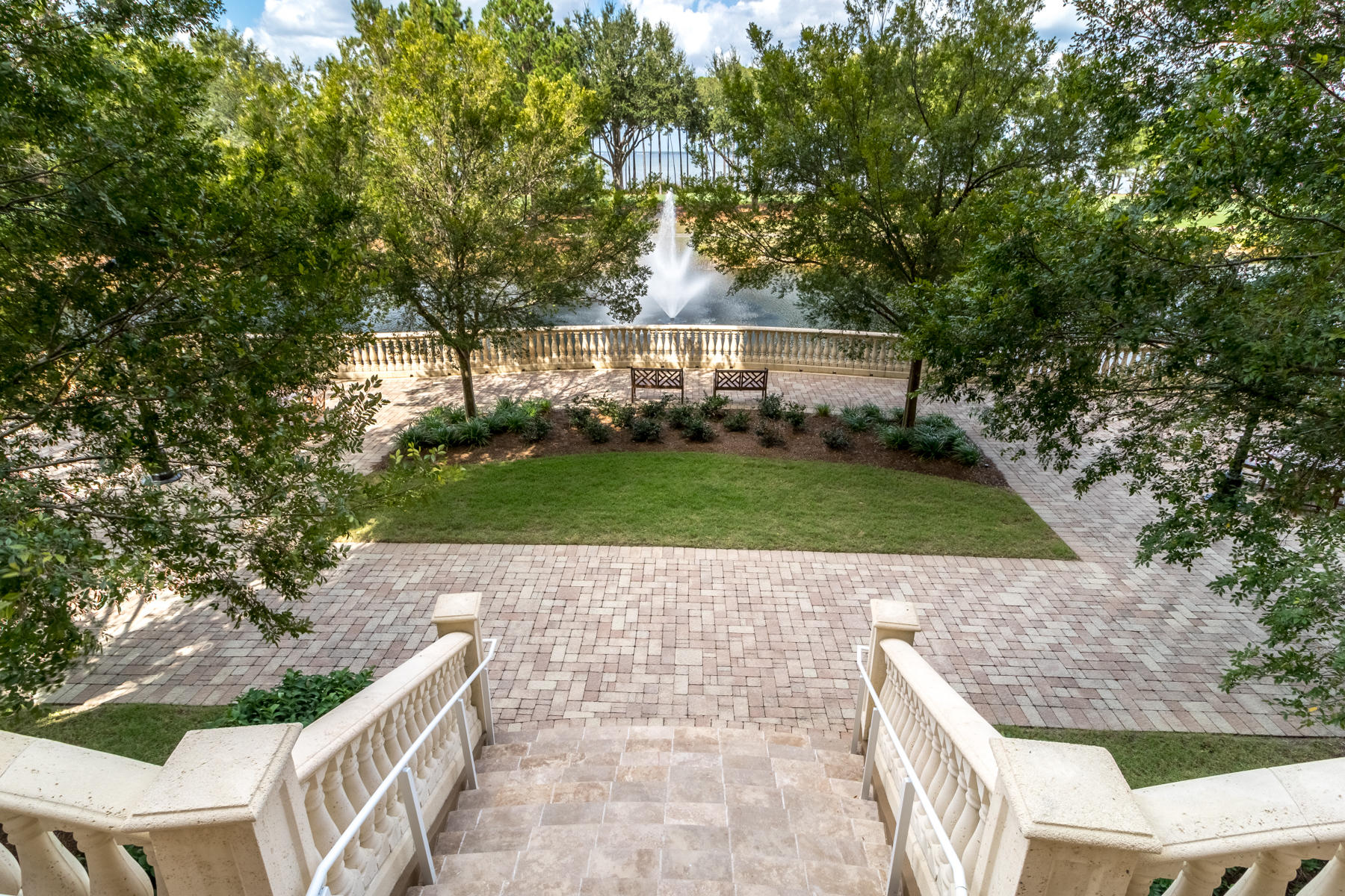 ONE WATER PLACE - Residential
