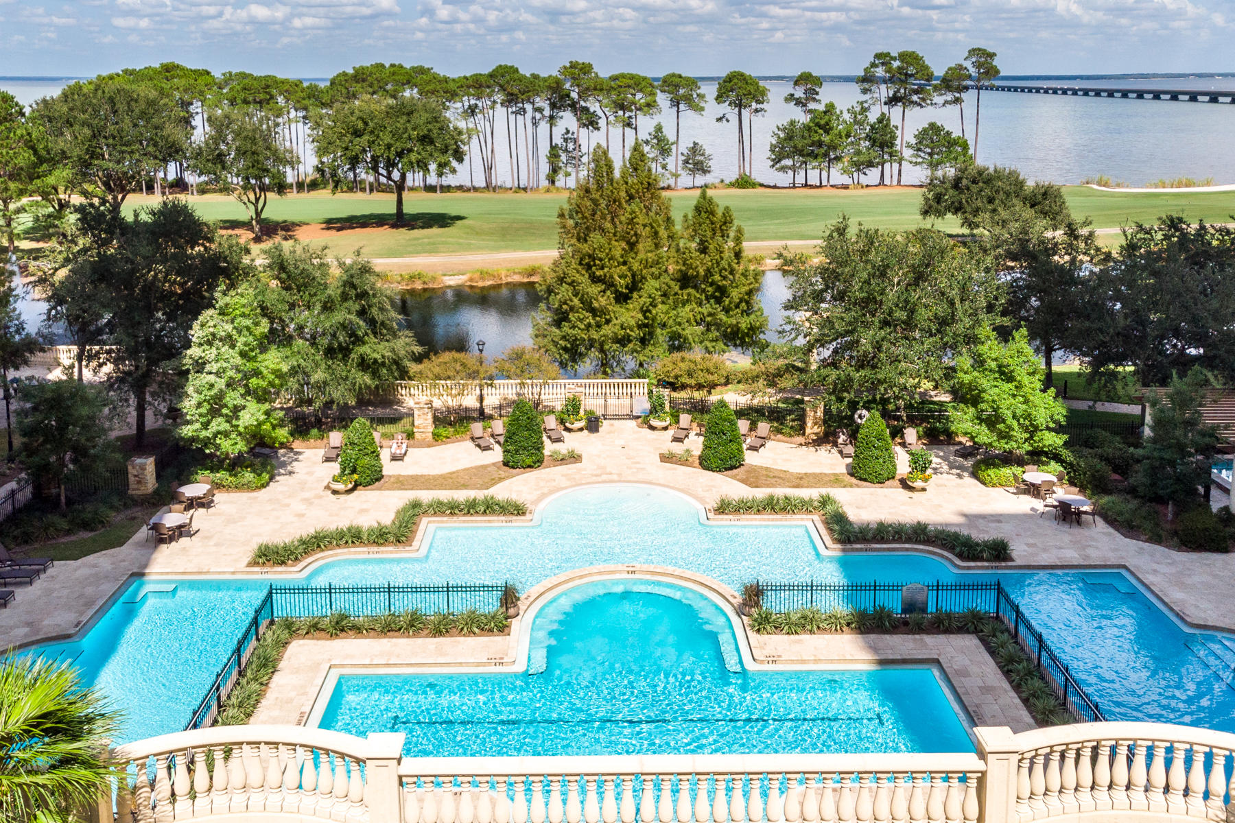 ONE WATER PLACE - Residential