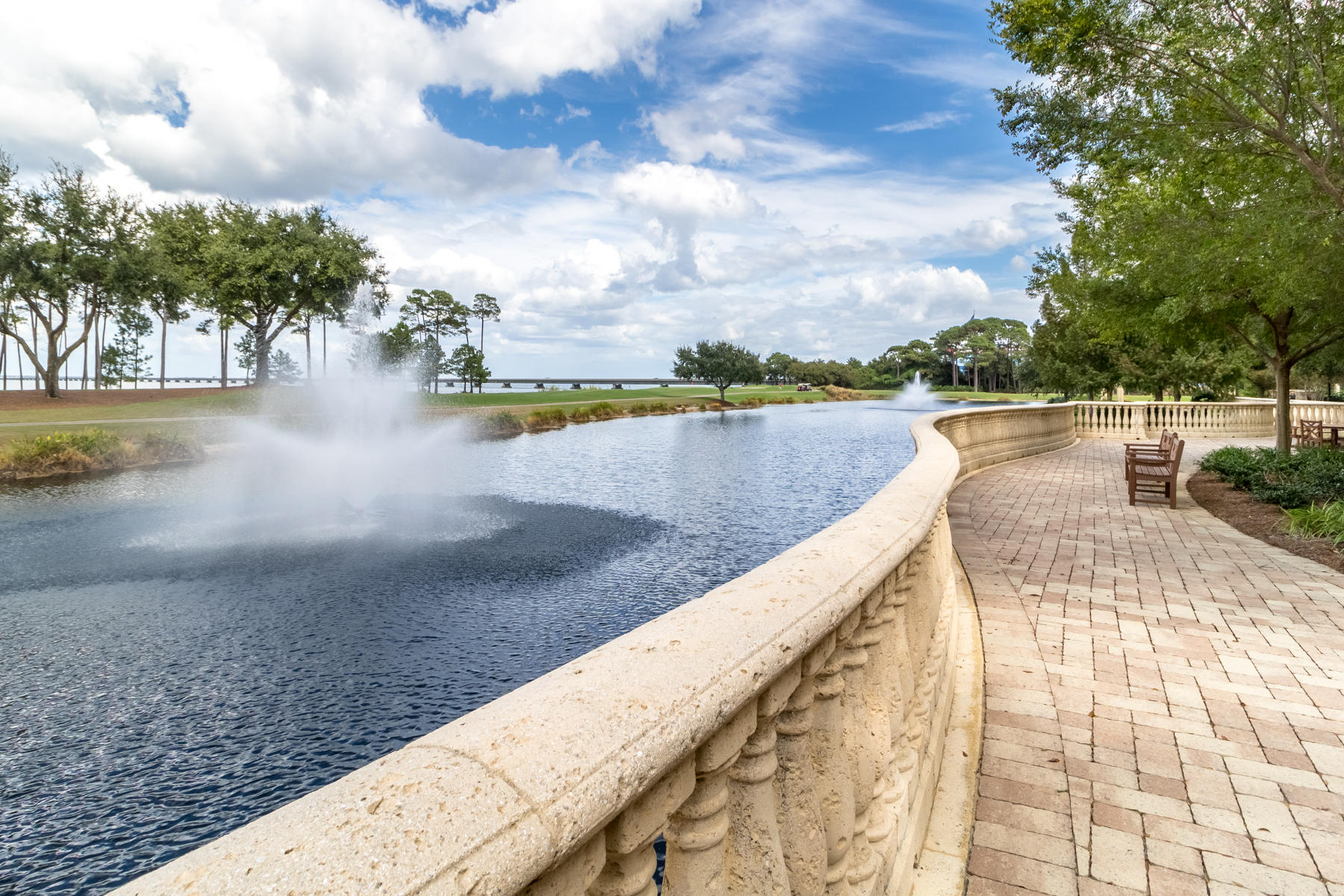 ONE WATER PLACE - Residential