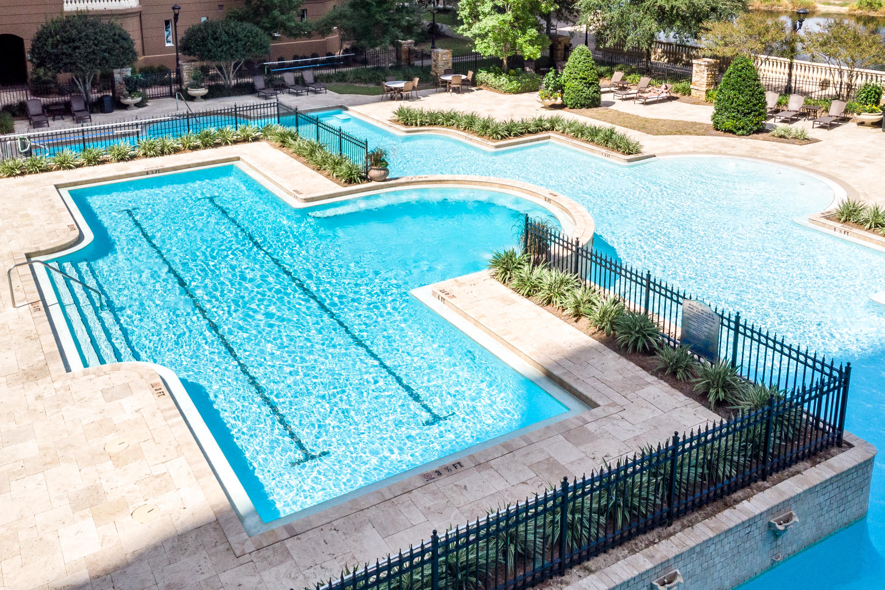 ONE WATER PLACE - Residential