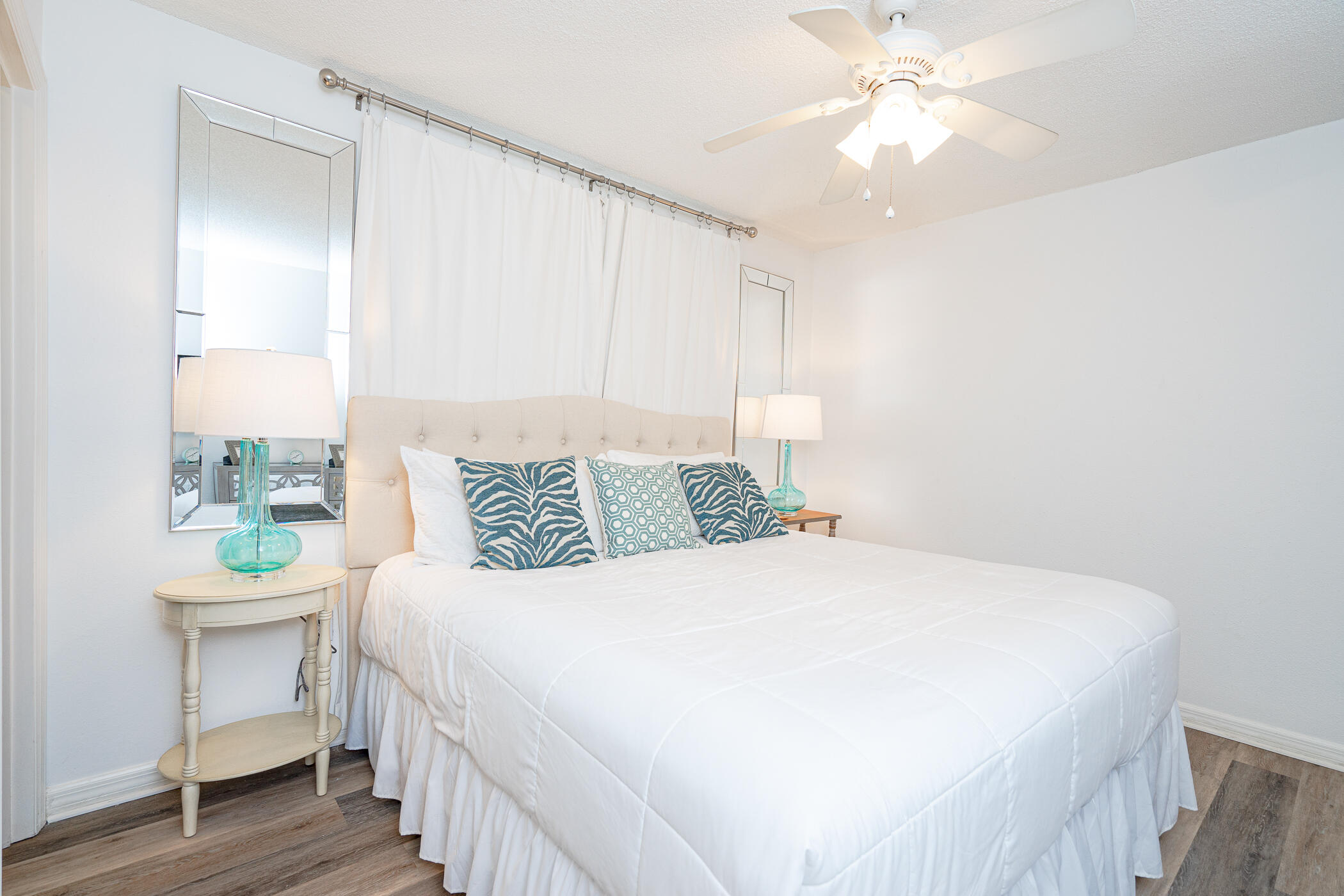 BEACHSIDE VILLAS CONDO - Residential
