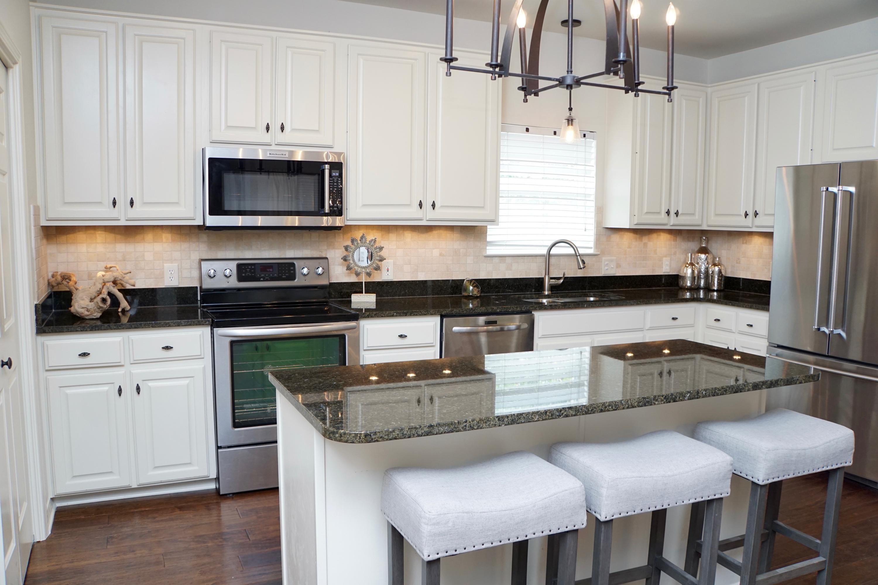 ROCKY BAYOU ESTATES 11B - Residential