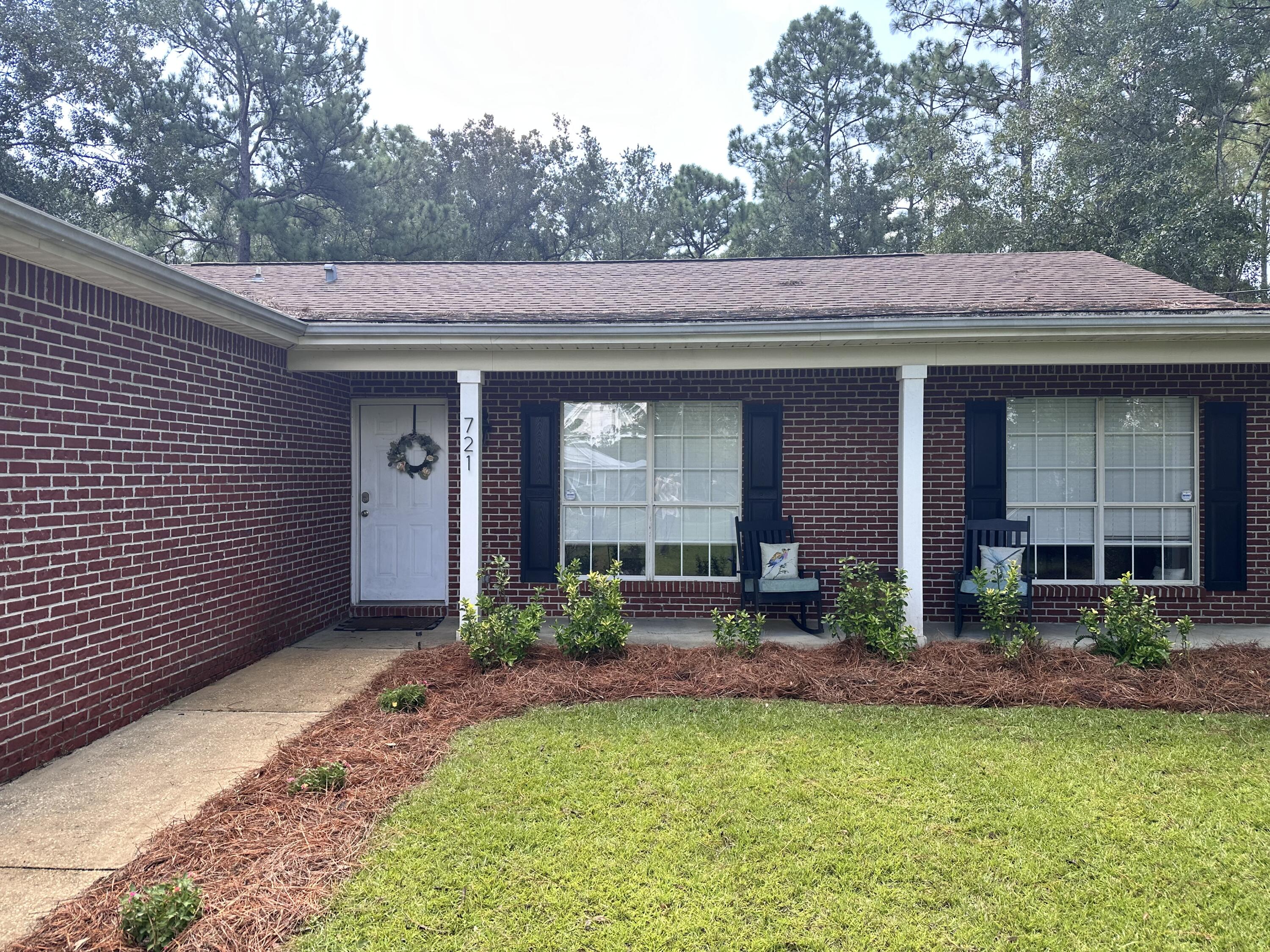 MALLET BAYOU - Residential Lease
