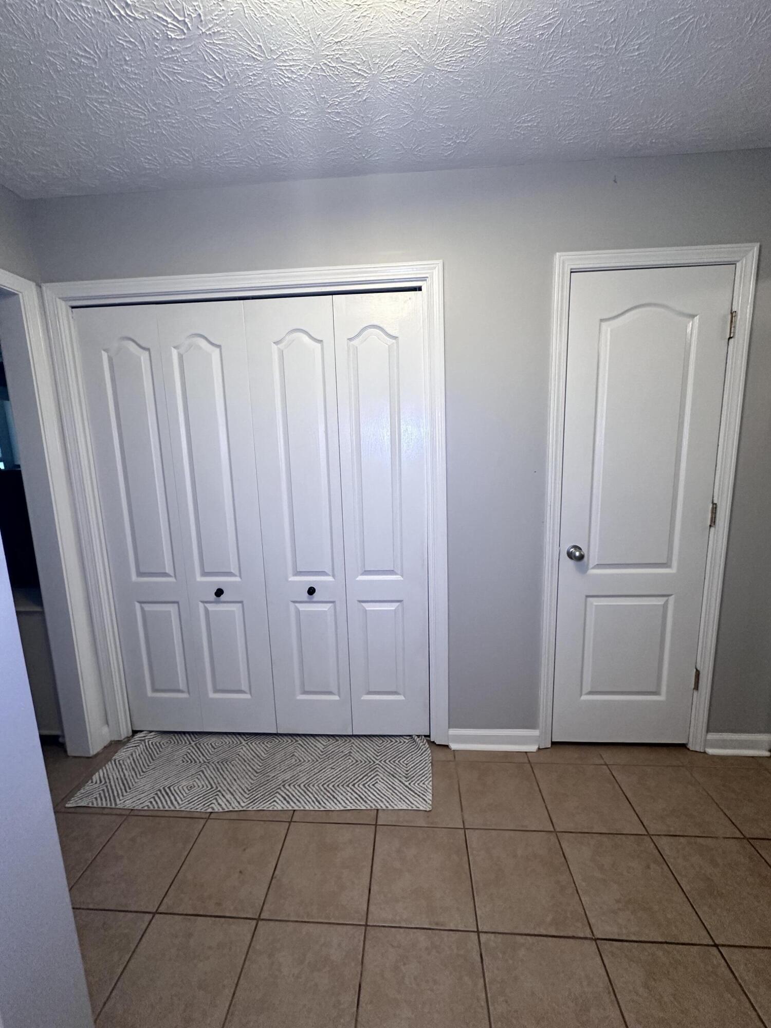 MALLET BAYOU - Residential Lease